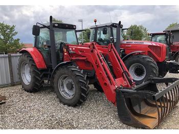 Zemědělský traktor Massey Ferguson 5480