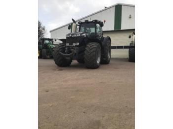Zemědělský traktor Massey Ferguson 8737