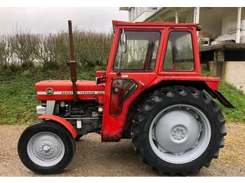 Zemědělský traktor Massey Ferguson MF 135
