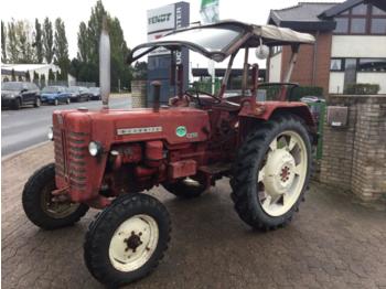 Zemědělský traktor McCormick D432