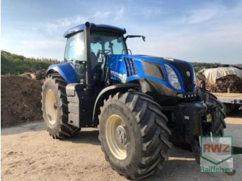 Zemědělský traktor New Holland t8.390