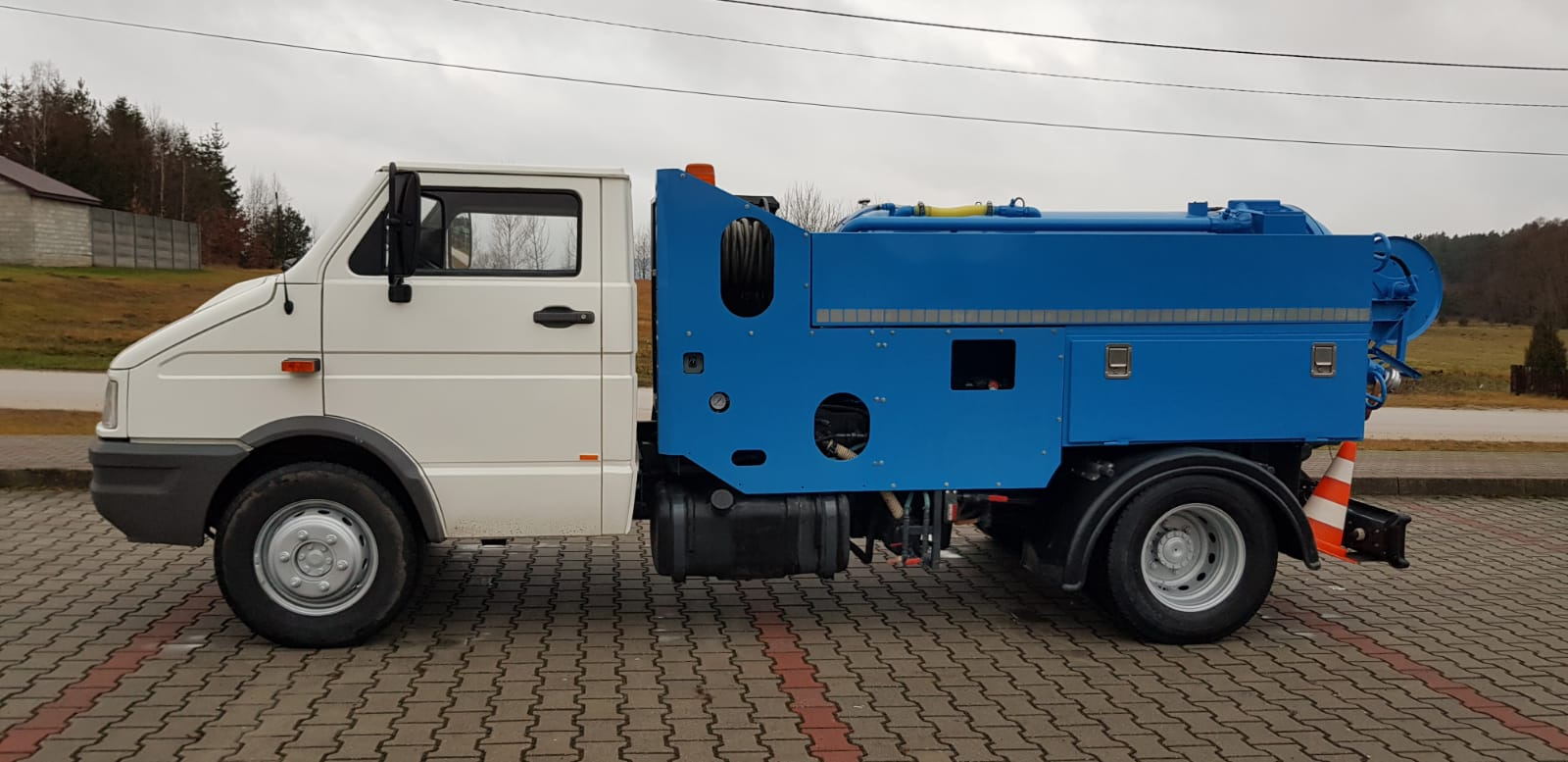 AUTO TECHNIK - Komunální/ Speciální technika NISSAN undefined: obrázek 18