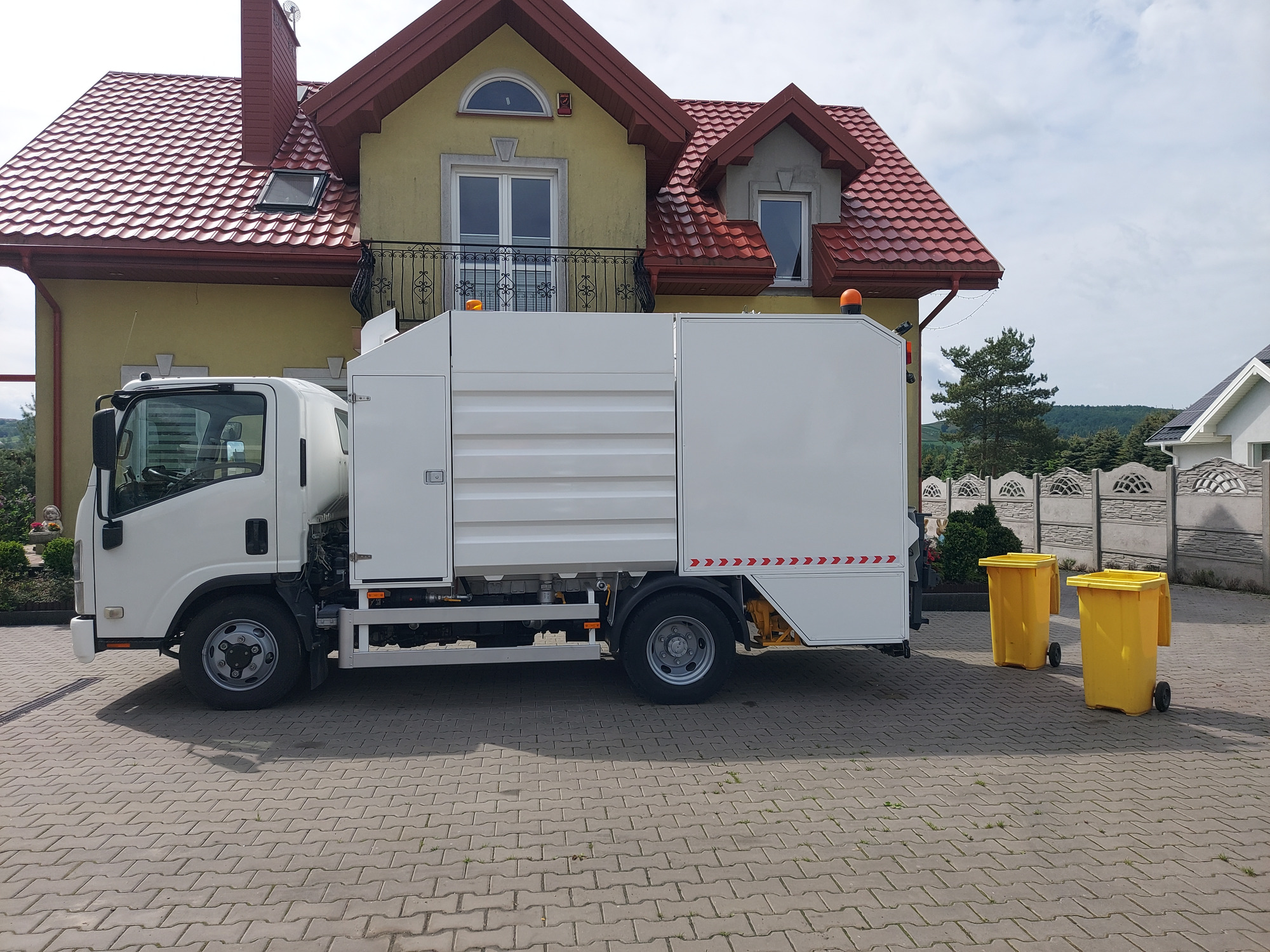 AUTO TECHNIK - Komunální/ Speciální technika NISSAN undefined: obrázek 15