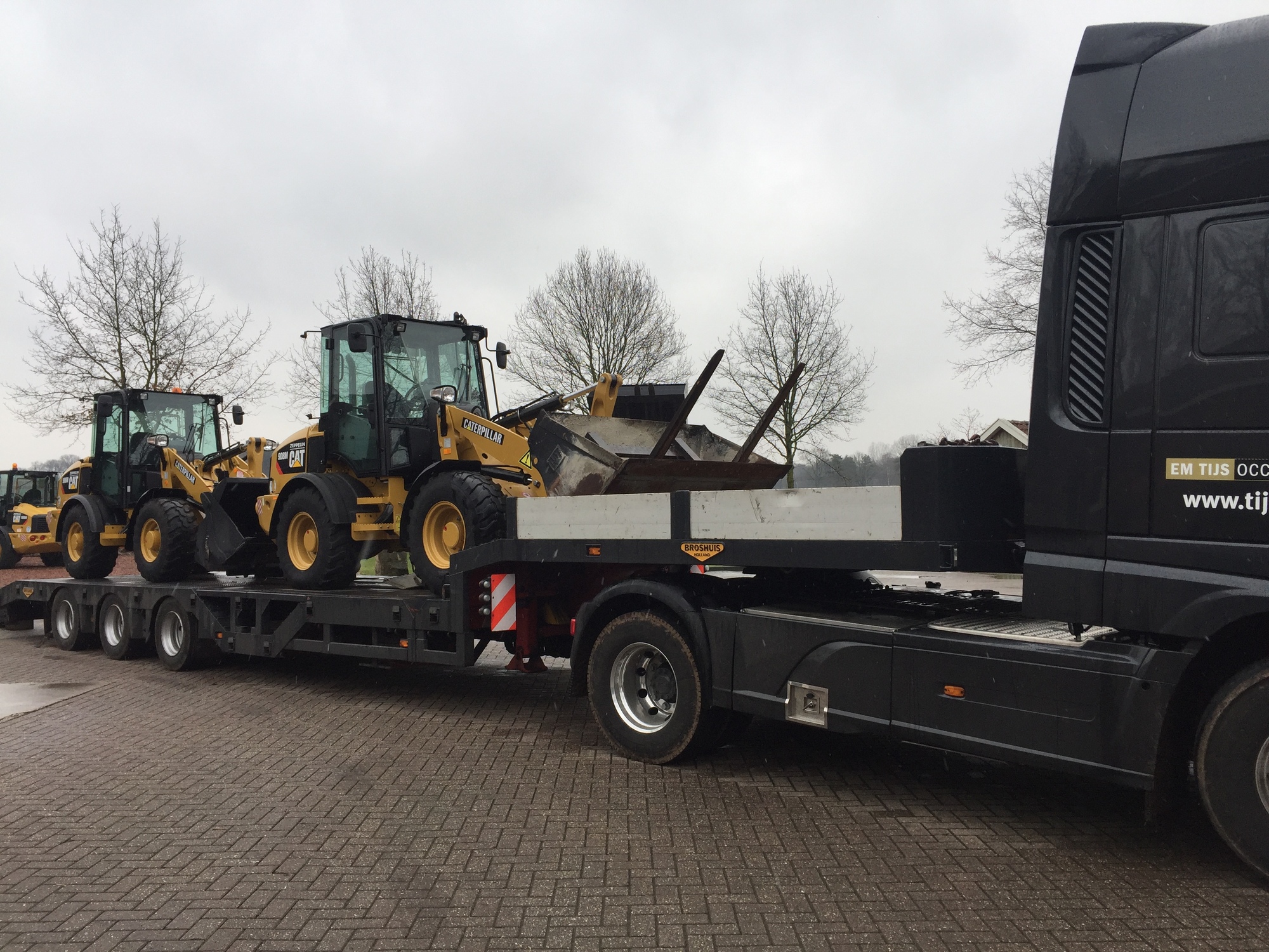 E.M. TIJS OCCASIONS undefined: obrázek 10