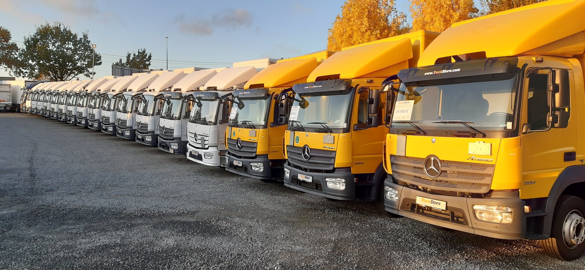 TruckStore Brussels - Nákladní auta MERCEDES-BENZ - klimatizační zařízení undefined: obrázek 1