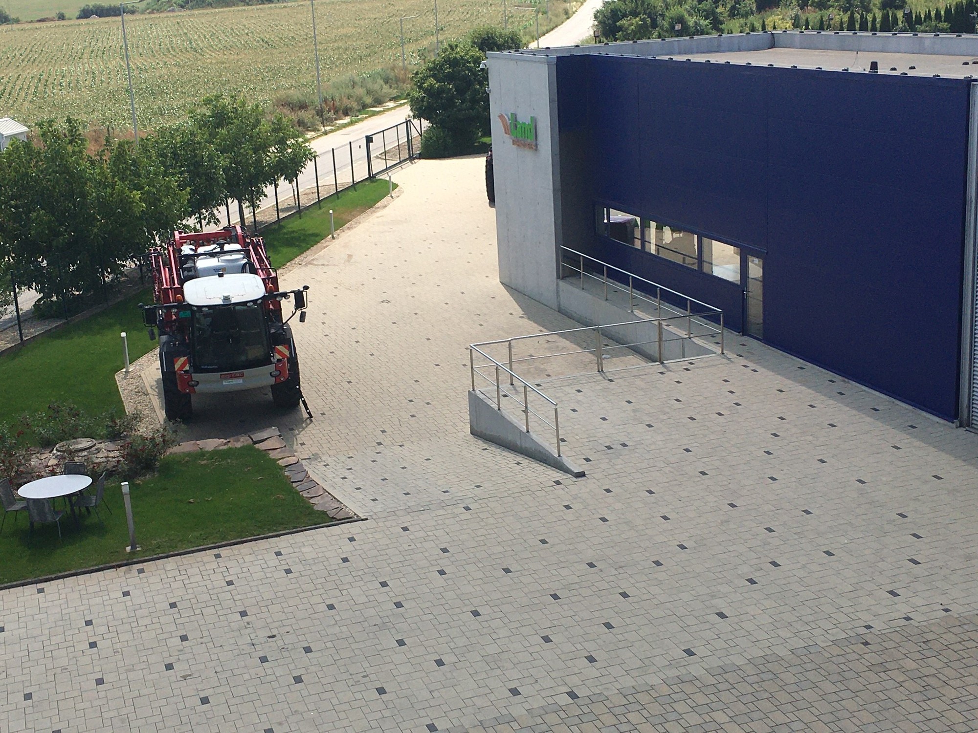 Land Technologies s.r.o. - inzeráty o prodeji undefined: obrázek 7