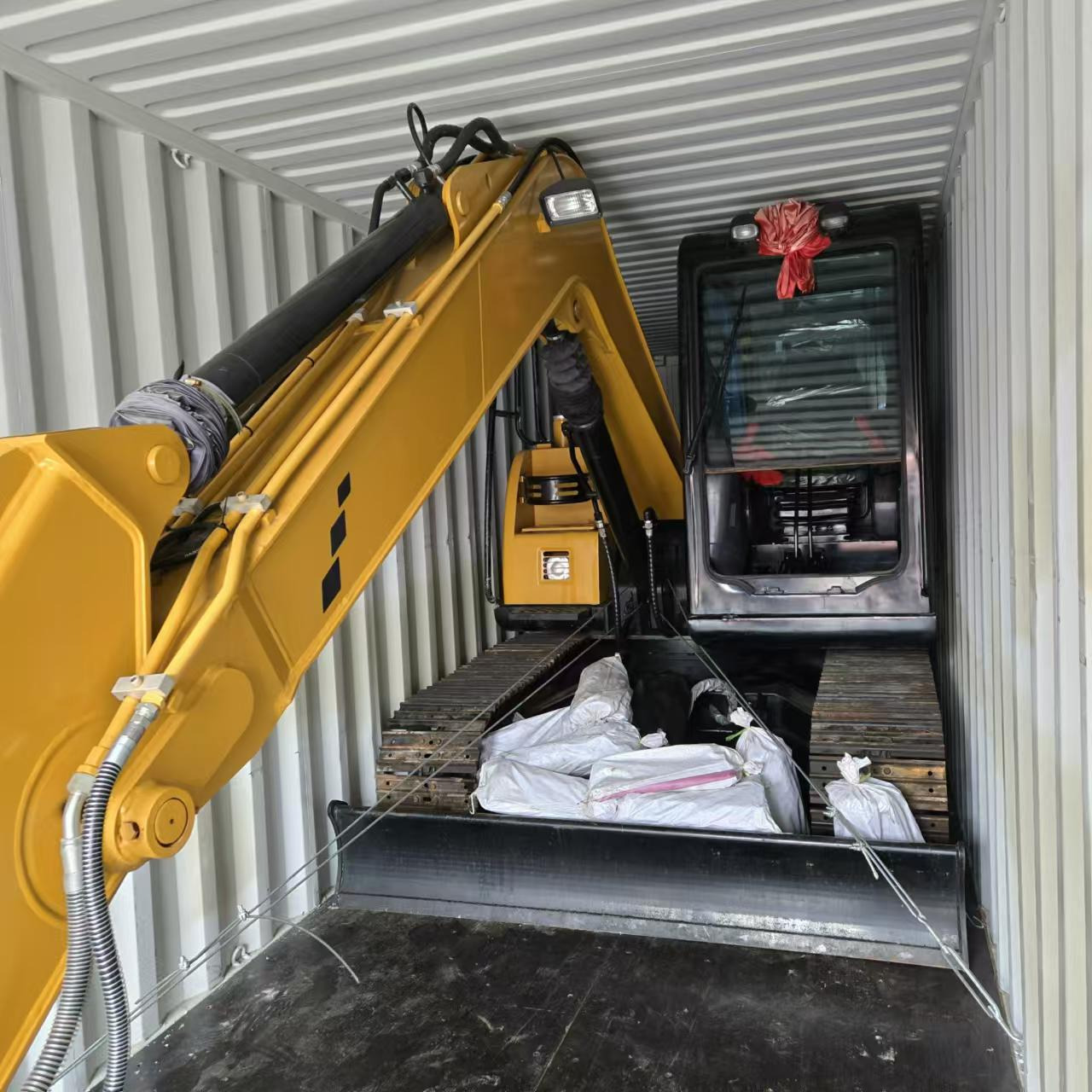 Toaks International Trading Company - Stavební technika CATERPILLAR D8 - klimatizační zařízení undefined: obrázek 16