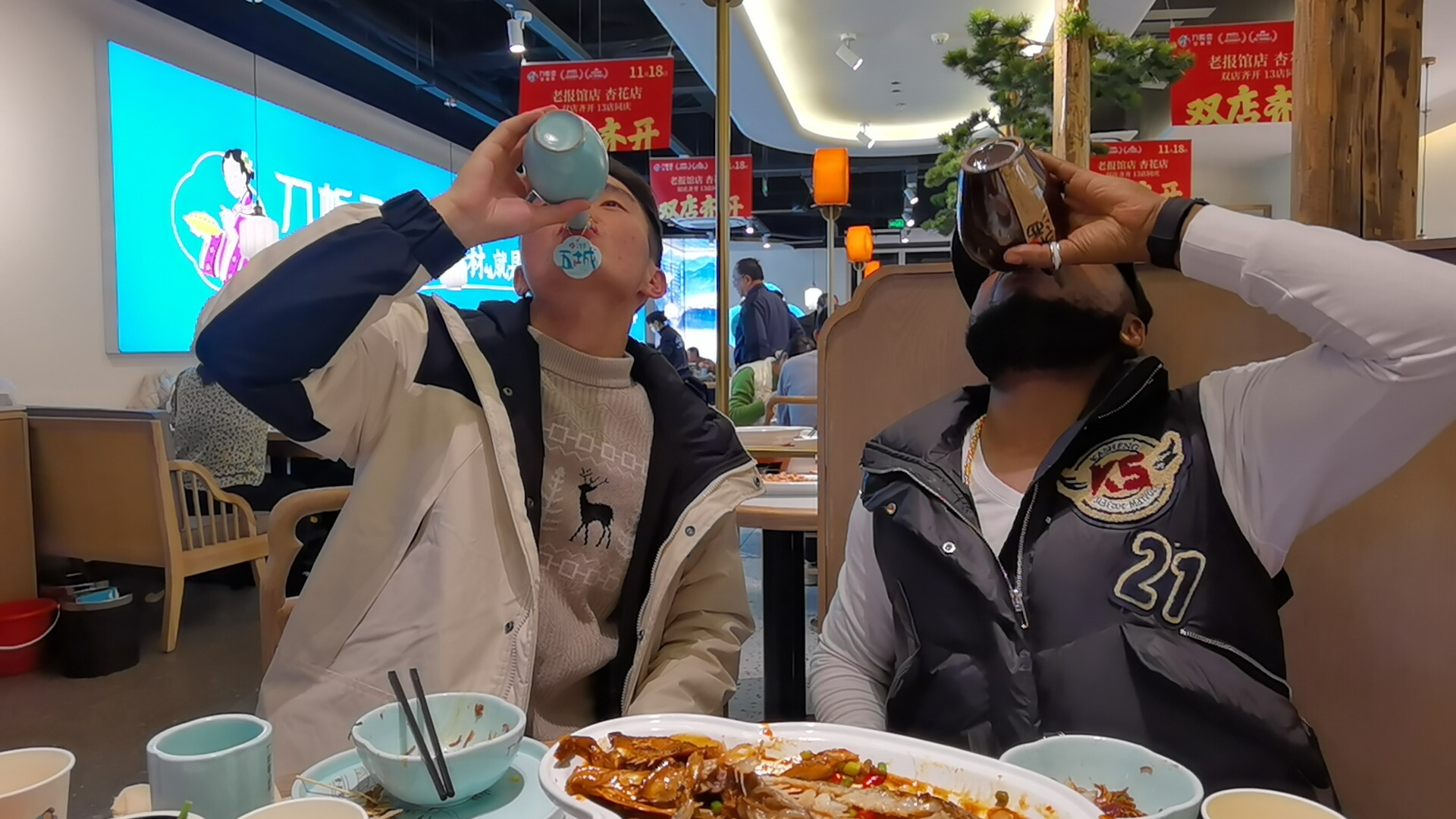 Toaks International Trading Company - Stavební technika CATERPILLAR D8 - klimatizační zařízení undefined: obrázek 8