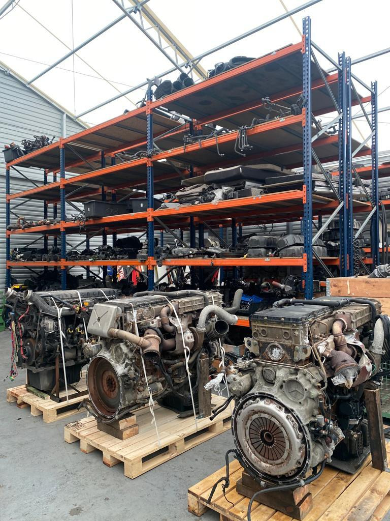 VENT AUTO  ARTUR KOŚLA - Náhradní díly MERCEDES-BENZ - havarijní undefined: obrázek 1