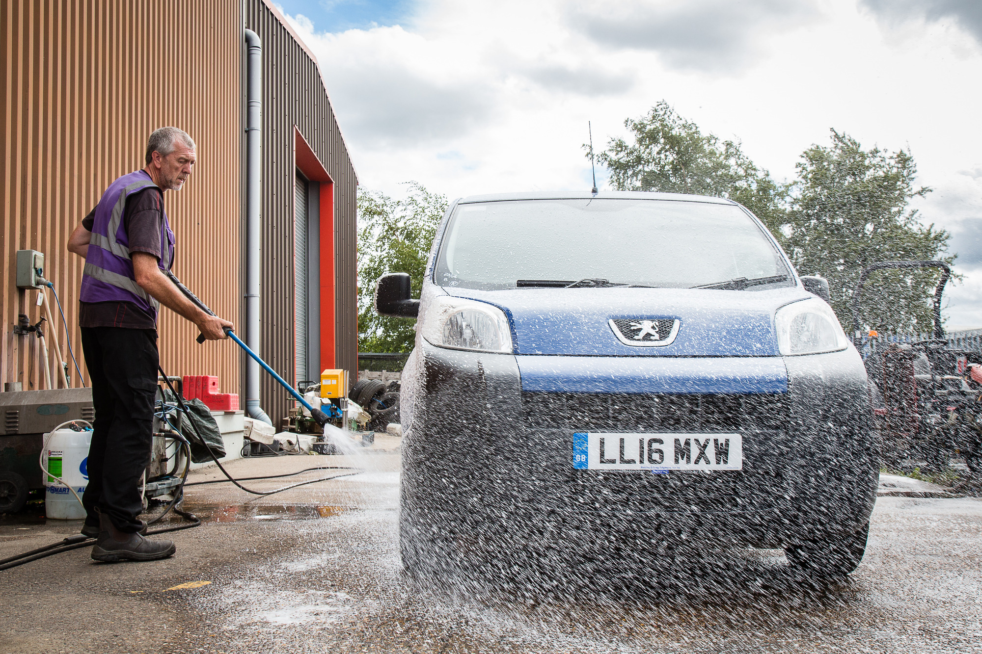 COMMERCIAL VEHICLE AUCTIONS LIMITED - inzeráty o prodeji undefined: obrázek 7