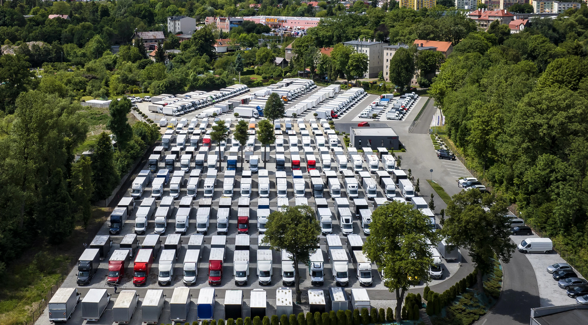 AUTO-PLUS DEALER - Nákladní auta MERCEDES-BENZ - hydraulické čela undefined: obrázek 2
