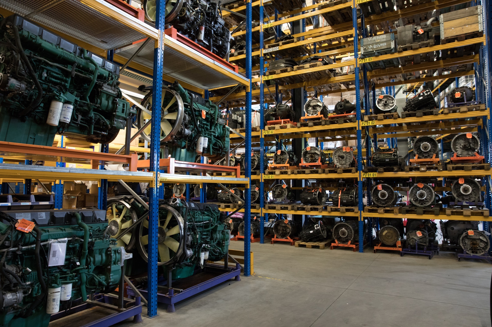 BAS PARTS & TYRES B.V. - Náhradní díly MERCEDES-BENZ Atego - Rok: 2013 undefined: obrázek 1