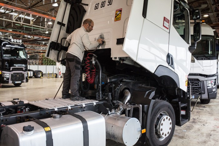 Renault Trucks France - Nákladní auta RENAULT D Wide undefined: obrázek 10