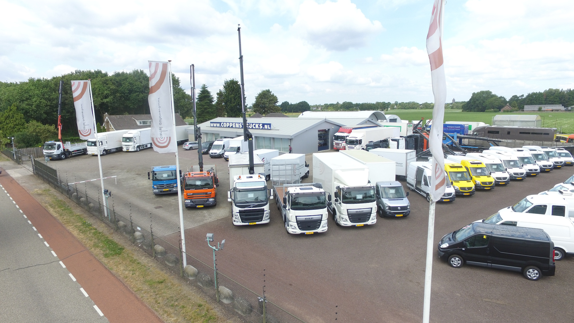 COPPENS TRUCKS BV - Nákladní auta MERCEDES-BENZ Actros undefined: obrázek 1
