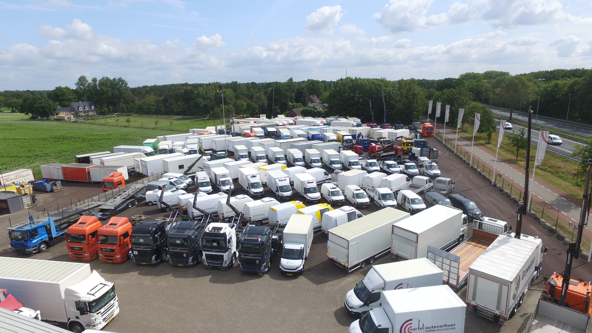 COPPENS TRUCKS BV - Nákladní auta MERCEDES-BENZ Actros undefined: obrázek 2
