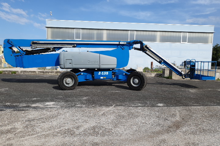 Centro Elevatori SRL - Stavební technika - Rok: 2012 undefined: obrázek 17