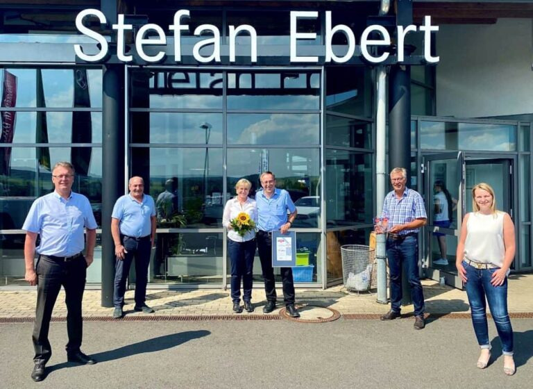 Stefan Ebert GmbH - Tahače IVECO - převodovka: automatická undefined: obrázek 1