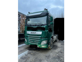 Tahač DAF XF 530