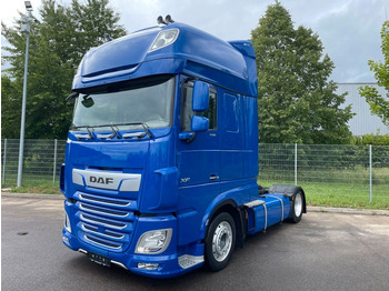 Tahač DAF XF 530