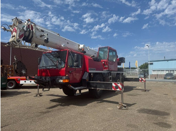 Univerzální autojeřáb LIEBHERR LTM 1030-2.1