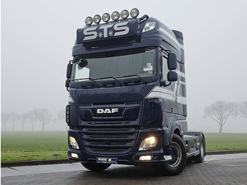 Tahač DAF XF 530