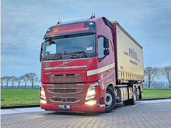 Plachtový nákladní auto VOLVO FH 500