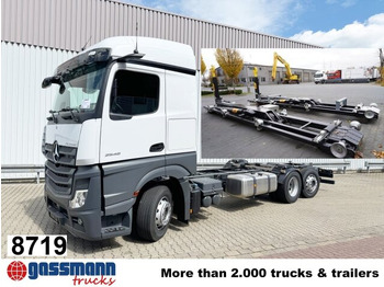 Hákový nosič kontejnerů MERCEDES-BENZ Actros 2548
