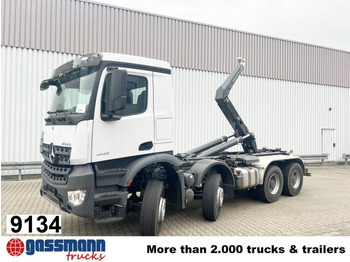 Hákový nosič kontejnerů MERCEDES-BENZ Arocs 4142