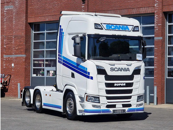 Tahač SCANIA S 500