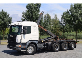 Hákový nosič kontejnerů SCANIA P124
