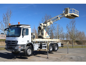 Nákladní auto MERCEDES-BENZ Actros 2636