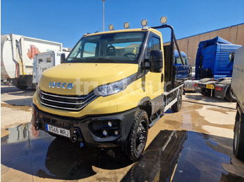 Hákový nosič kontejnerů IVECO