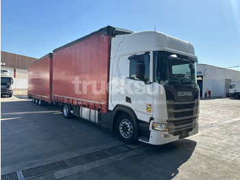 Plachtový nákladní auto SCANIA R 450