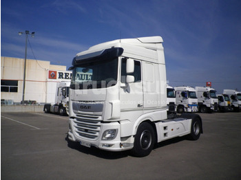 Tahač DAF XF 530