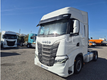 Tahač IVECO S-WAY