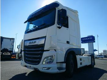 Tahač DAF XF 95 530