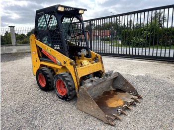 Smykový nakladač BOBCAT S70: obrázek 4