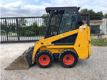 Smykový nakladač BOBCAT S70: obrázek 2
