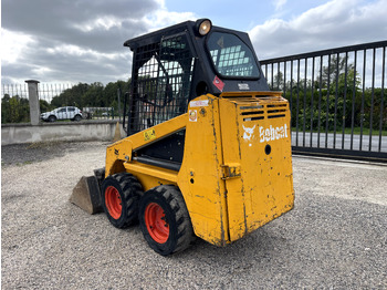 Smykový nakladač BOBCAT S70: obrázek 3