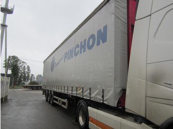 Plachtový návěs FRUEHAUF