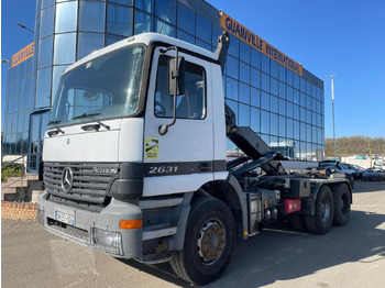 Hákový nosič kontejnerů MERCEDES-BENZ Actros 2631