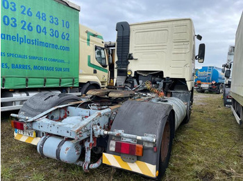 Tahač Volvo FH12 380: obrázek 4