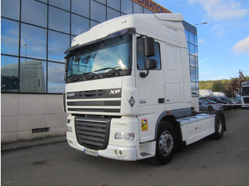 Tahač DAF XF 105 460