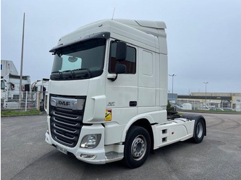 Tahač DAF XF 105 460