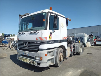 Tahač MERCEDES-BENZ Actros 1835