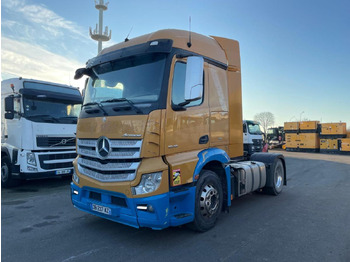 Tahač MERCEDES-BENZ Actros 1845