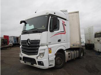 Tahač MERCEDES-BENZ Actros 1845