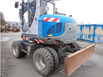 Kolesové rýpadlo WACKER