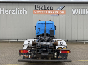 Hákový nosič kontejnerů Scania R480: obrázek 5