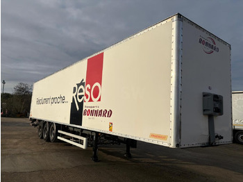 Skříňový návěs FRUEHAUF